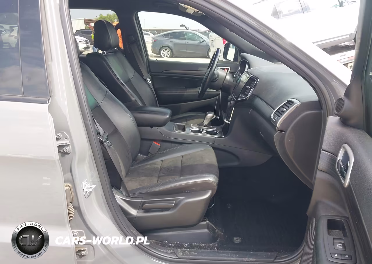 2020 Jeep Grand Cherokee Altitude 4X2 VIN:1C4RJEAG8LC246875 - 5