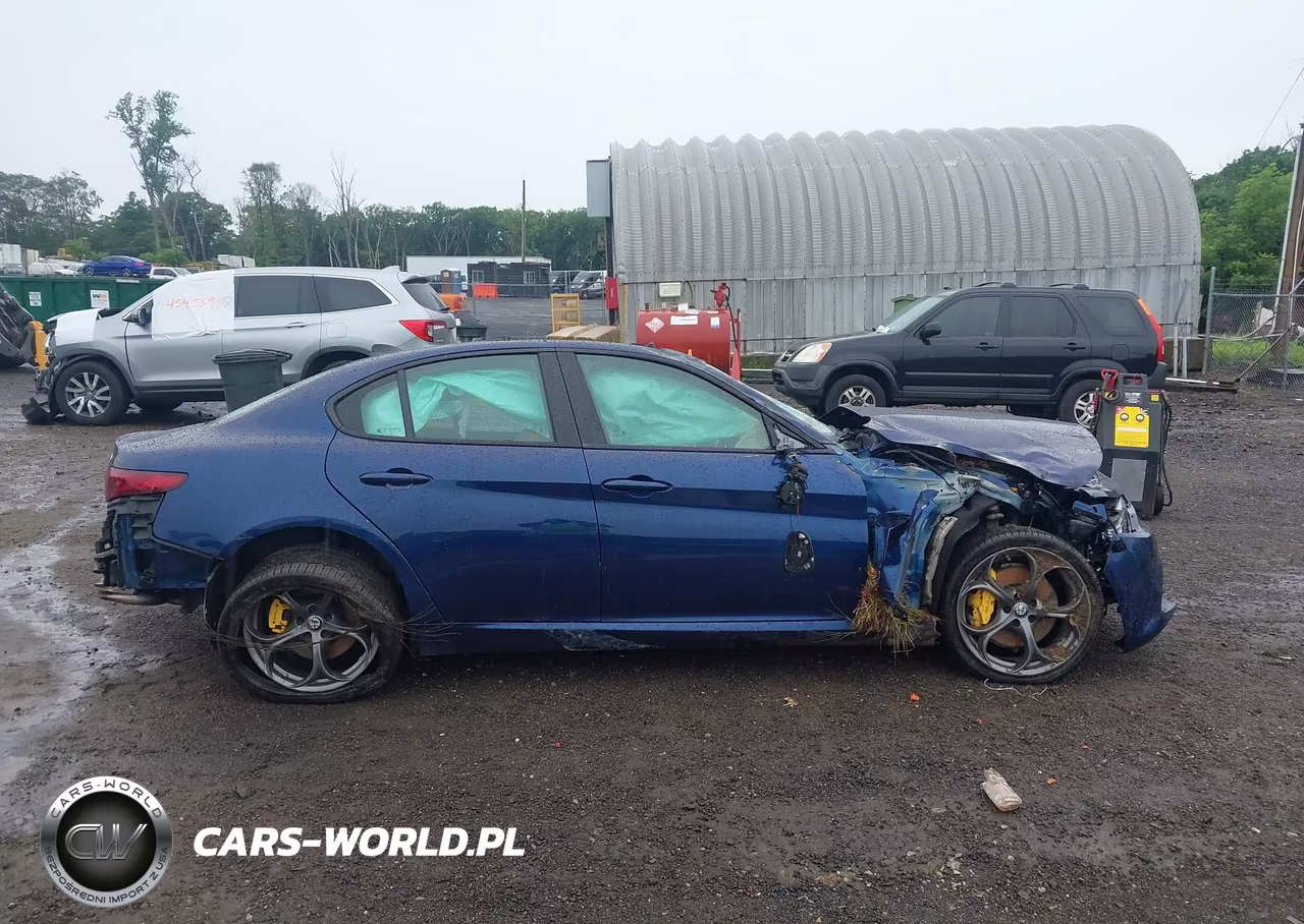 2018 Alfa Romeo Giulia Ti Sport Awd VIN:ZARFAEEN0J7590384 - 12