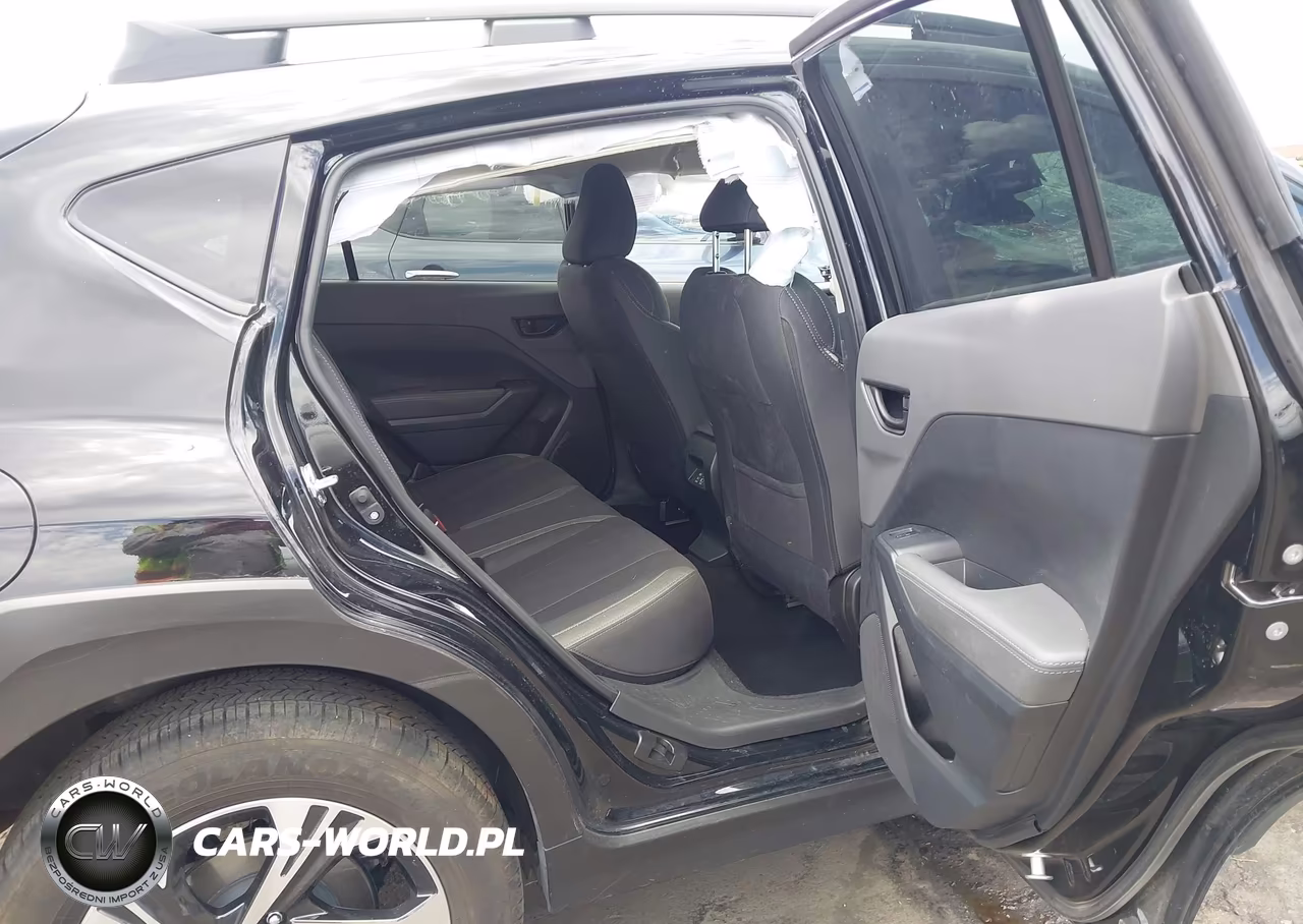 2025 Subaru Crosstrek Premium VIN:JF2GUHDC4S8274622 - 8