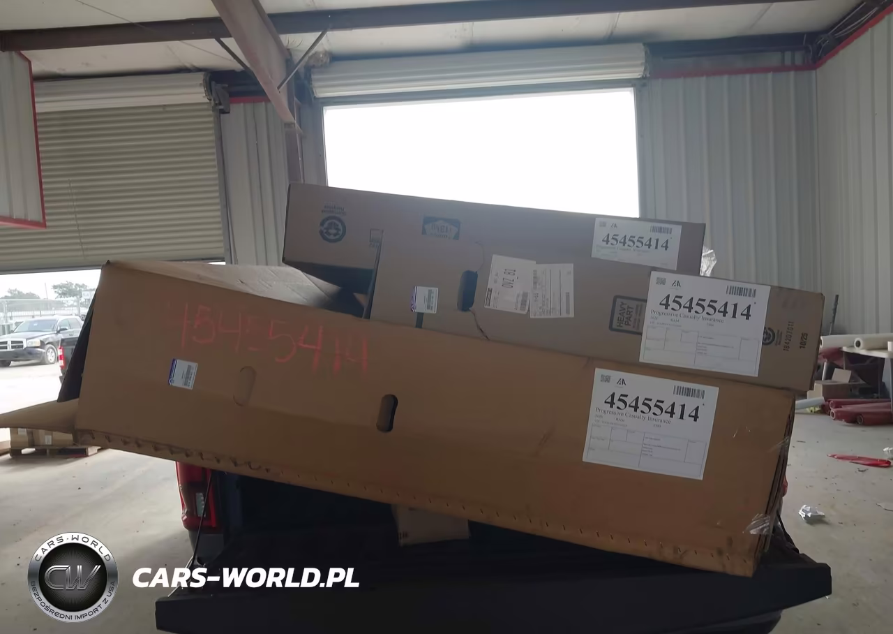 2026 Ram 2500 Laramie 4X4 6'4 Box VIN:3C63R5FL0TG152207 - 13