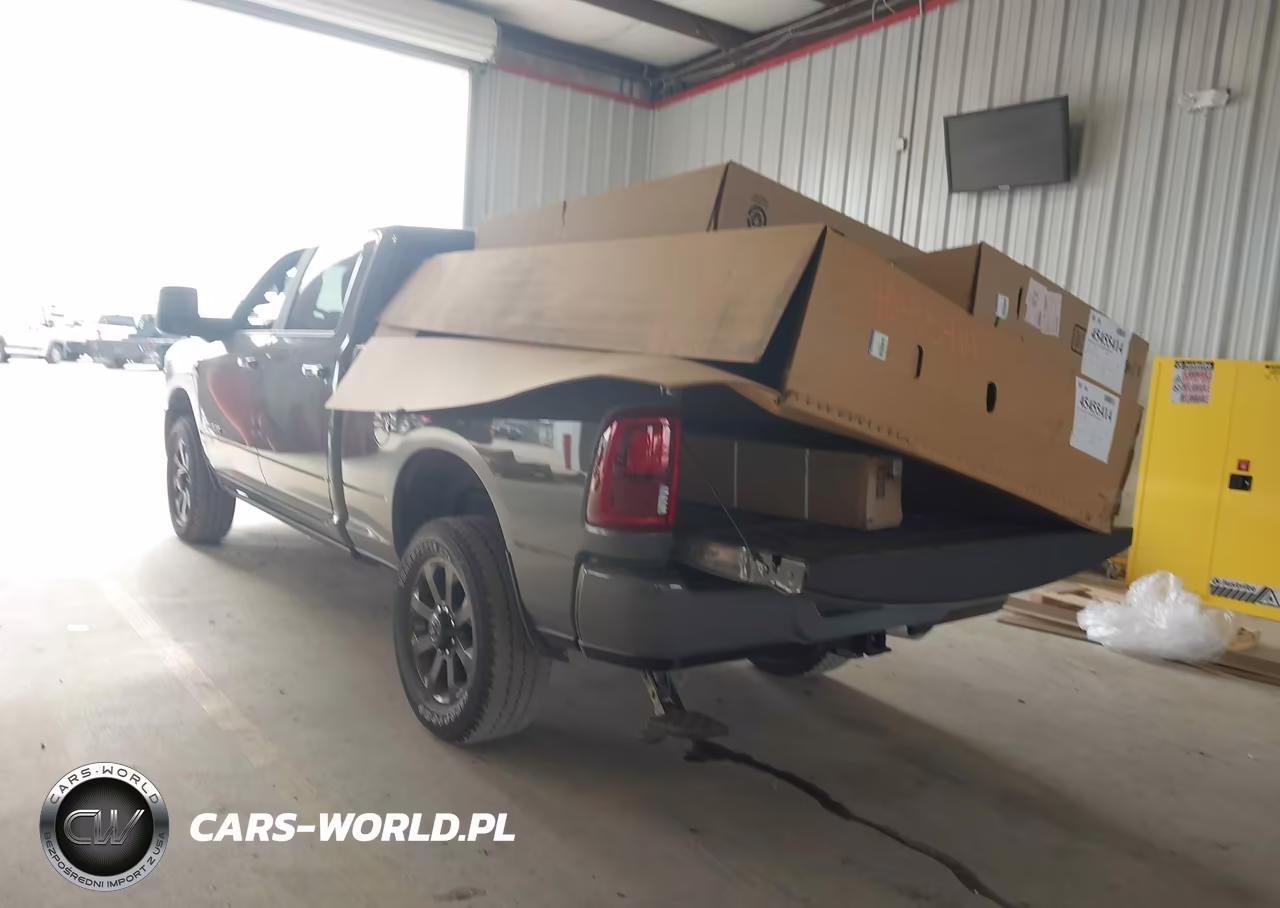 2026 Ram 2500 Laramie 4X4 6'4 Box VIN:3C63R5FL0TG152207 - 3