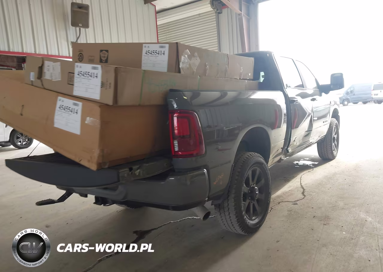 2026 Ram 2500 Laramie 4X4 6'4 Box VIN:3C63R5FL0TG152207 - 4