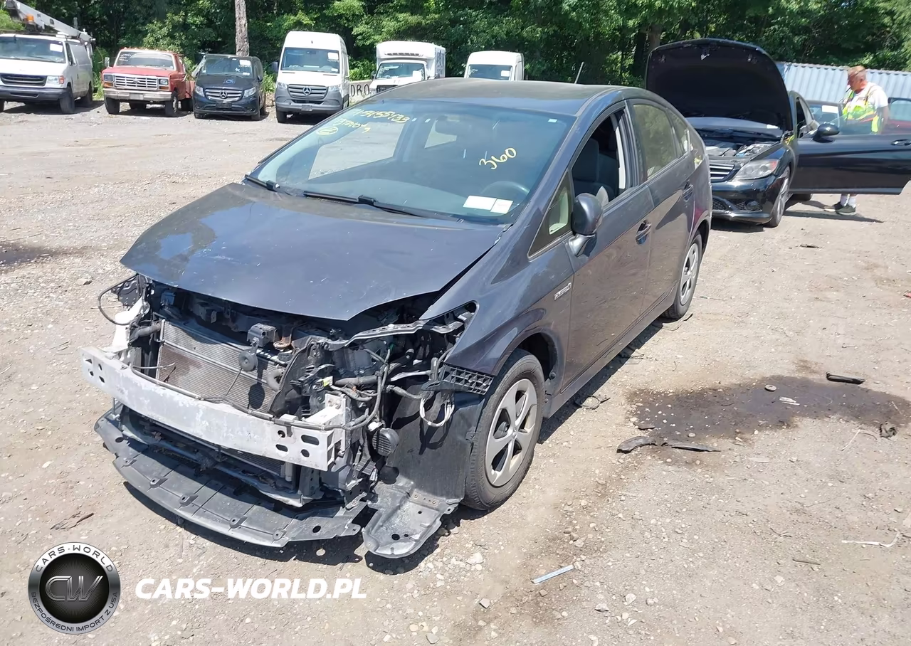 2013 Toyota Prius Two VIN:JTDKN3DU9D5680157 - 2