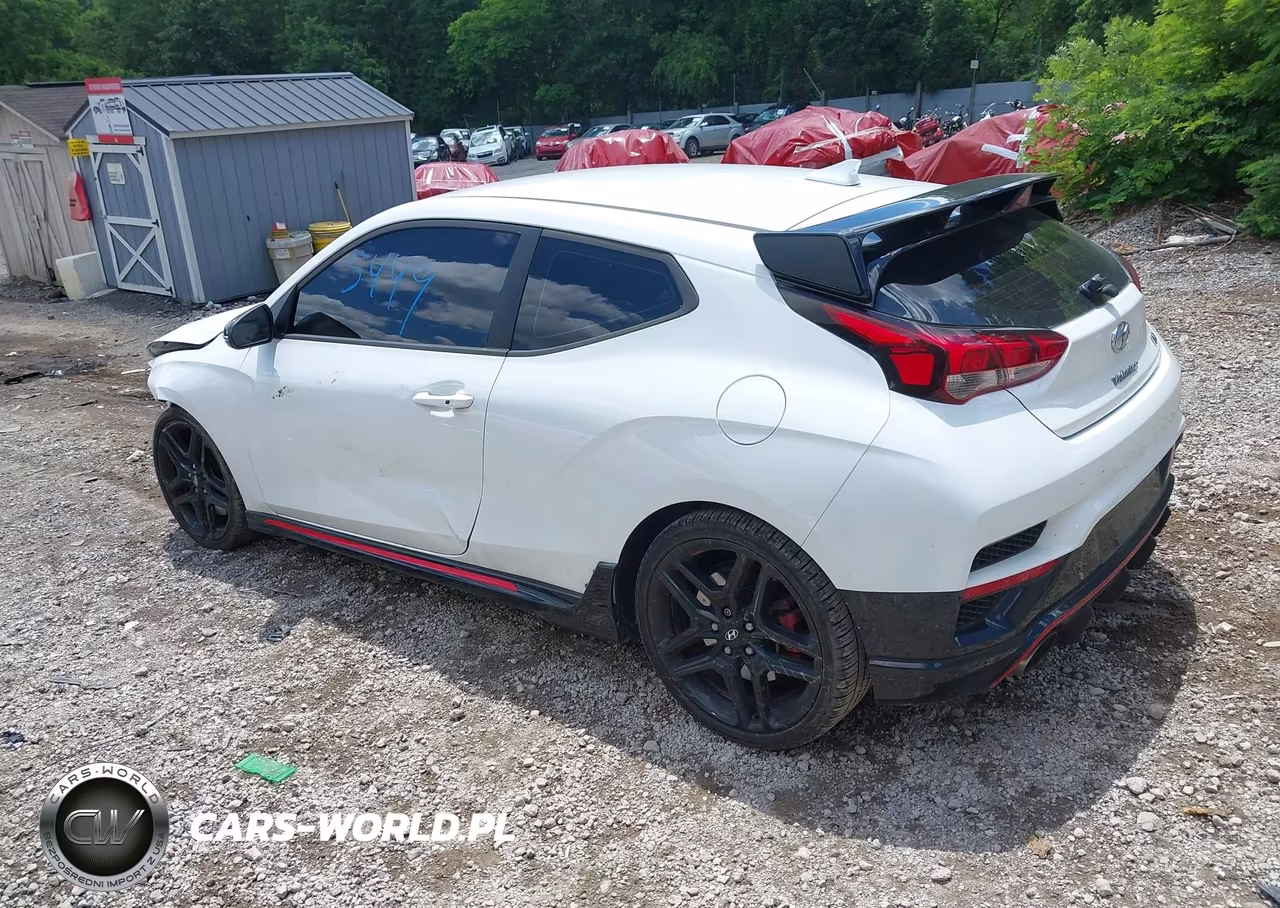 2022 Hyundai Veloster N VIN:KMHT36AH4NU013776 - 3