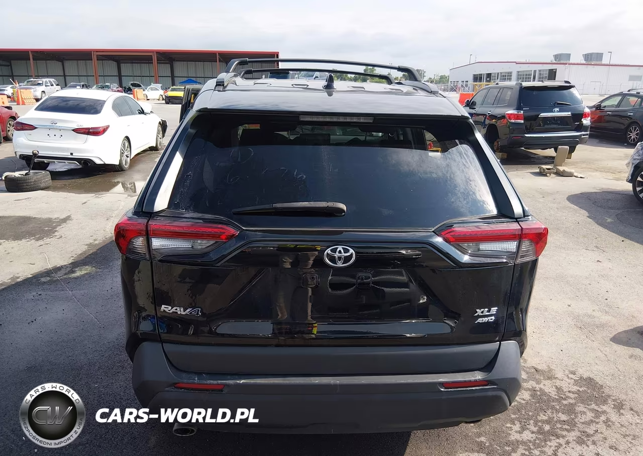 2021 Toyota Rav4 Xle VIN:2T3P1RFV2MC229950 - 16