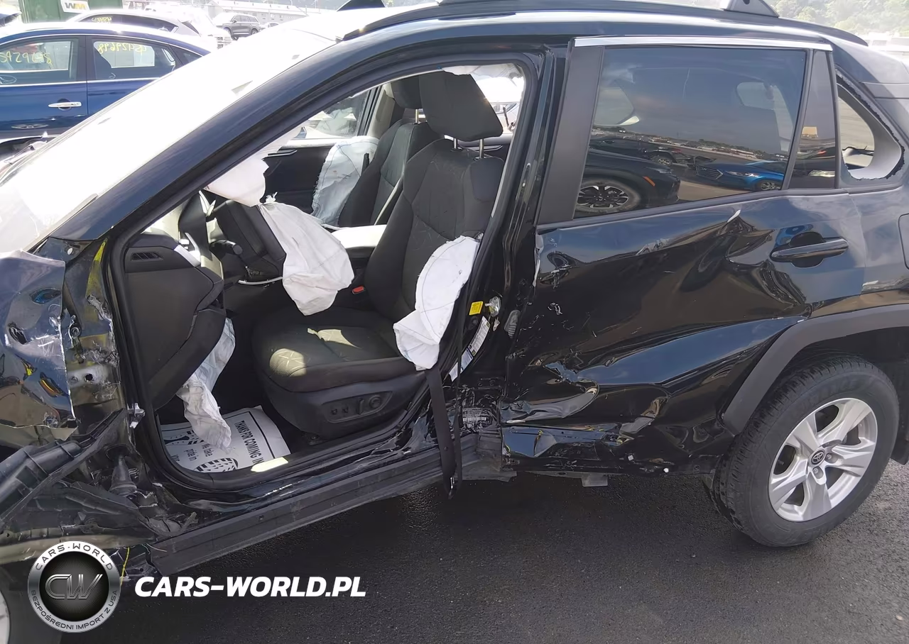 2021 Toyota Rav4 Xle VIN:2T3P1RFV2MC229950 - 19