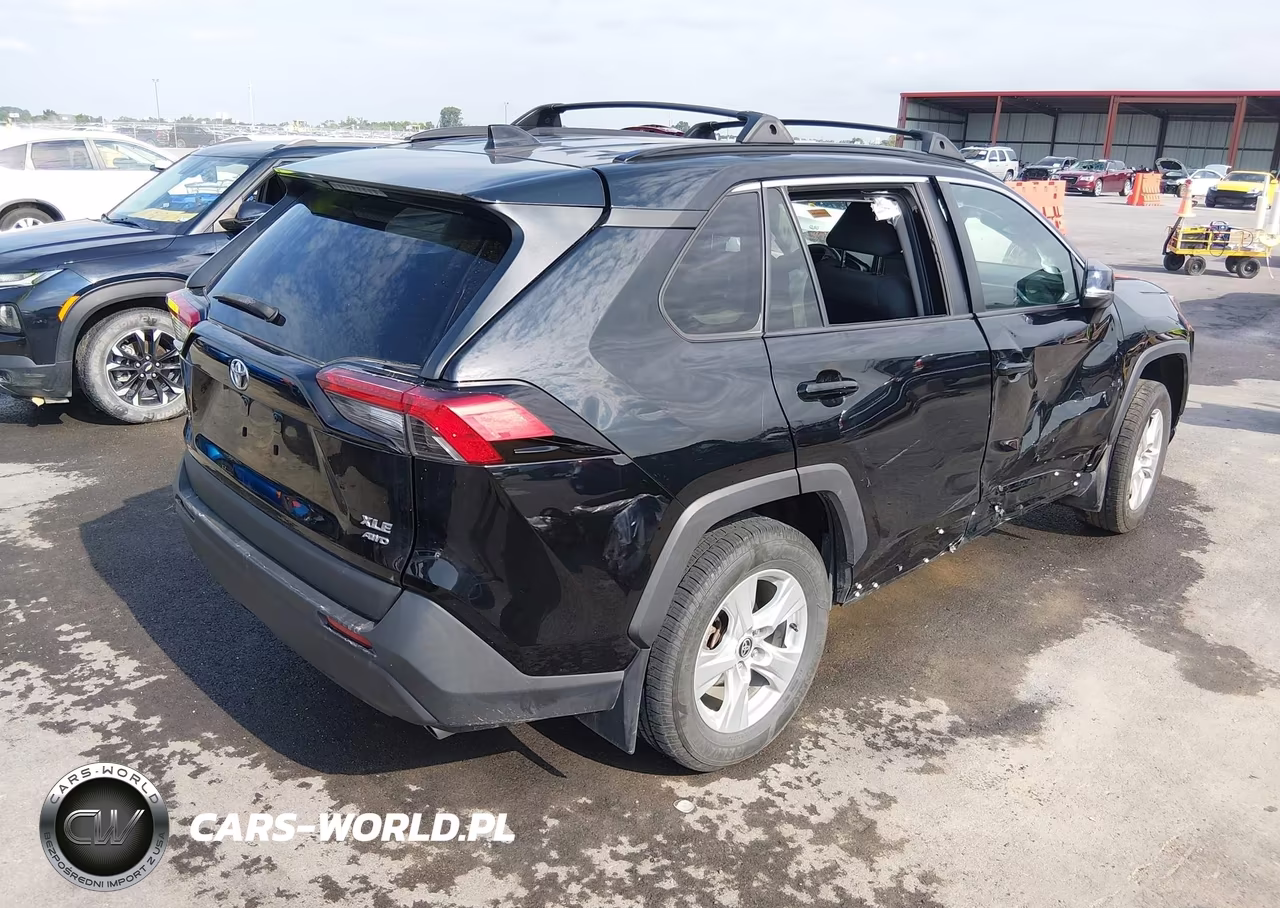 2021 Toyota Rav4 Xle VIN:2T3P1RFV2MC229950 - 4