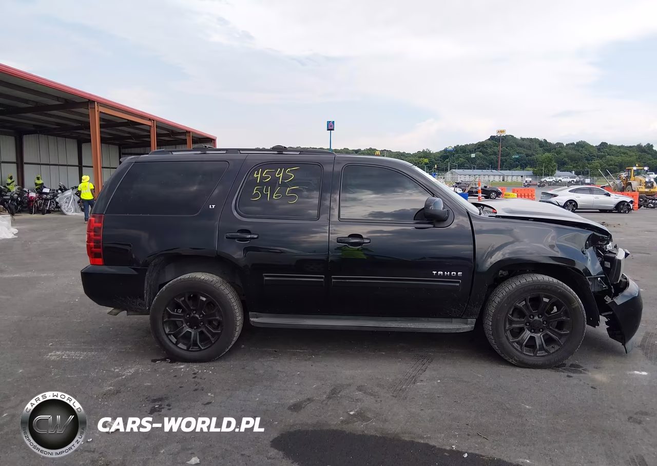 2012 Chevrolet Tahoe Lt VIN:1GNSKBE01CR129797 - 13