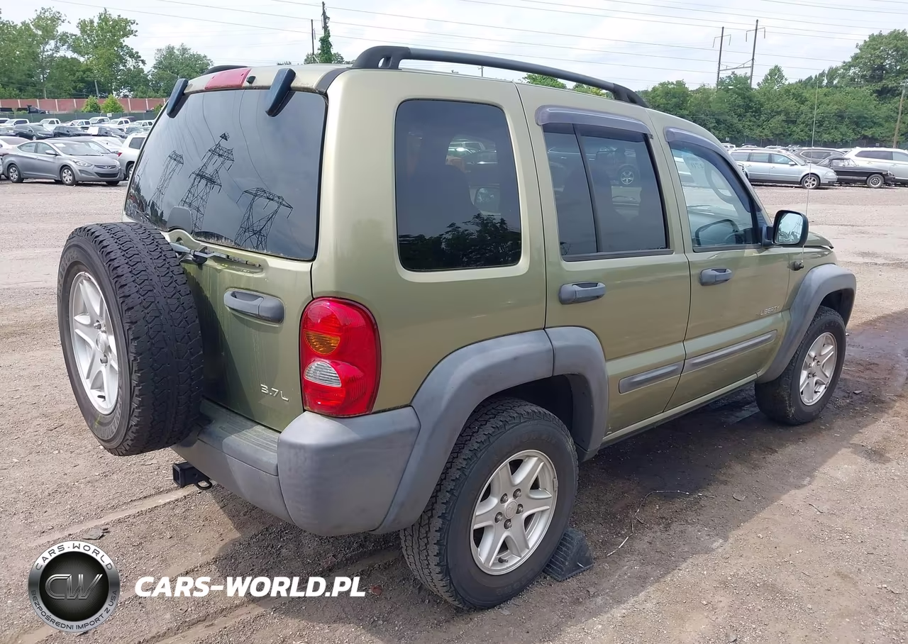 2004 Jeep Liberty Sport VIN:1J4GL48K24W138932 - 4