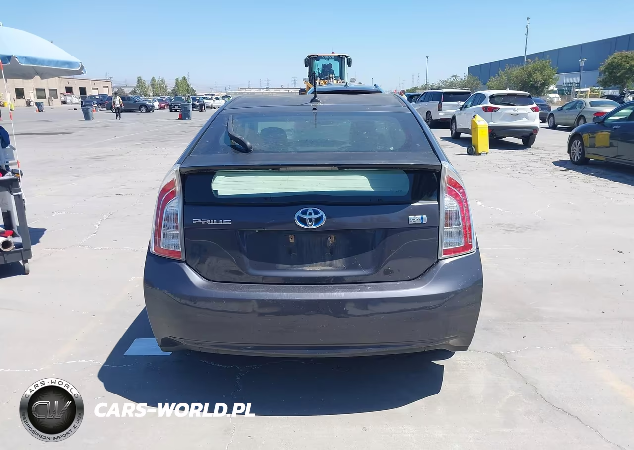2012 Toyota Prius Four VIN:JTDKN3DU8C1564566 - 16
