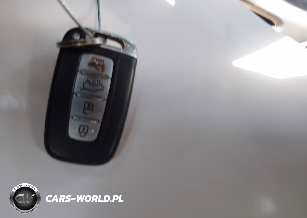 2014 Hyundai Veloster Turbo W-Black VIN:KMHTC6AE1EU208028 - 11