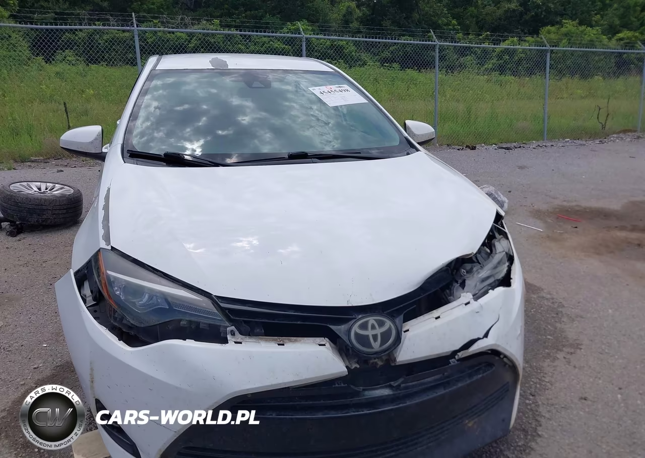 2017 Toyota Corolla Le VIN:5YFBURHE7HP602168 - 12