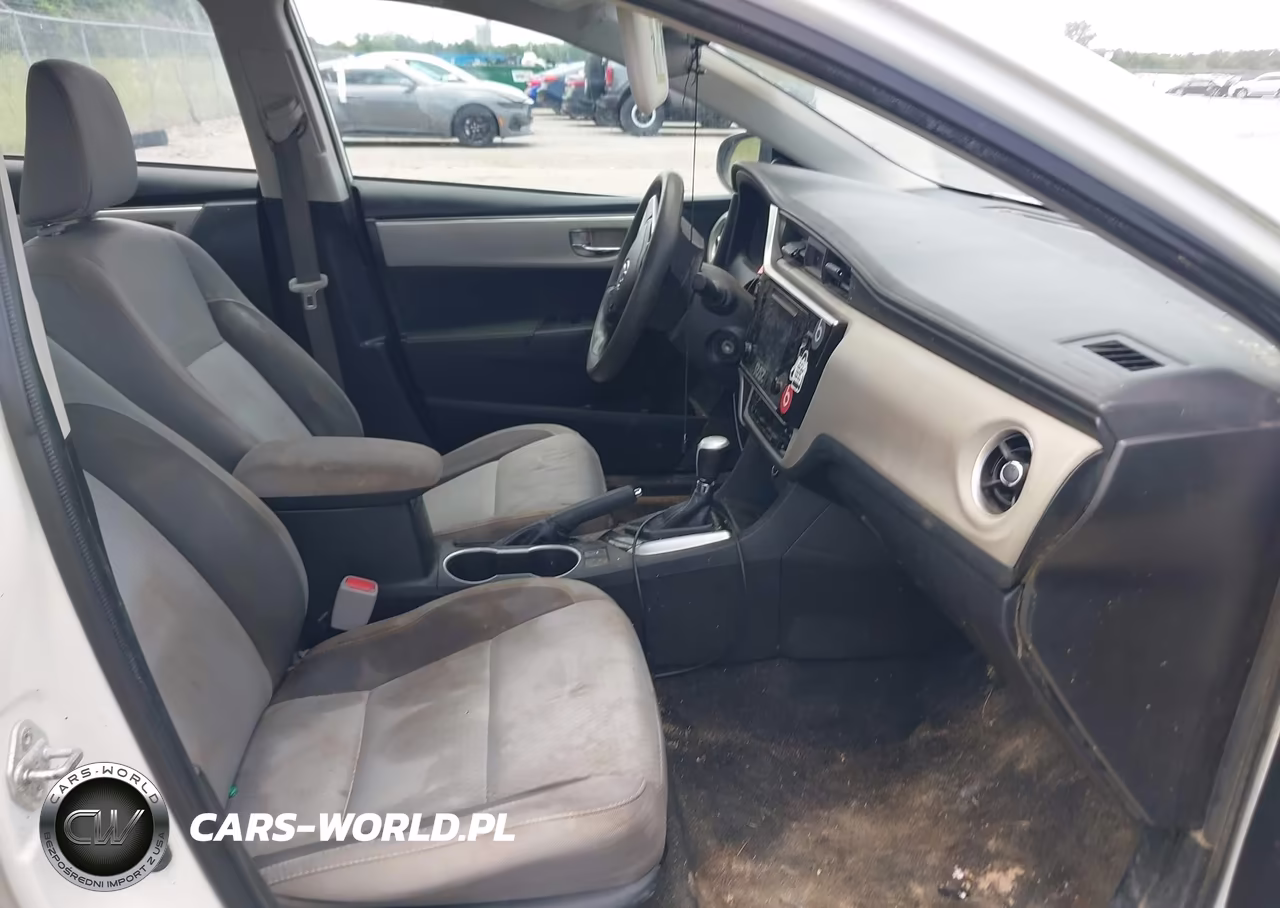 2017 Toyota Corolla Le VIN:5YFBURHE7HP602168 - 5
