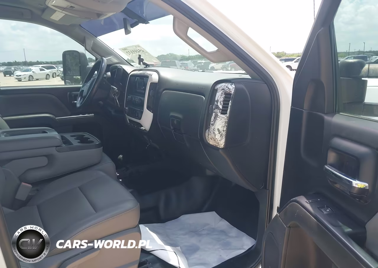 2015 Chevrolet Silverado 2500Hd Work Truck VIN:1GC1KUE83FF150114 - 5