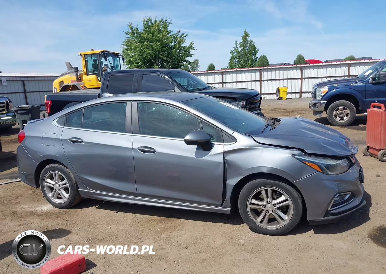 2018 Chevrolet Cruze Lt Auto VIN:1G1BE5SM4J7132039 - 14