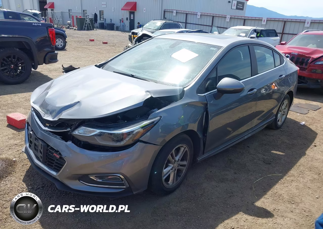2018 Chevrolet Cruze Lt Auto VIN:1G1BE5SM4J7132039 - 2