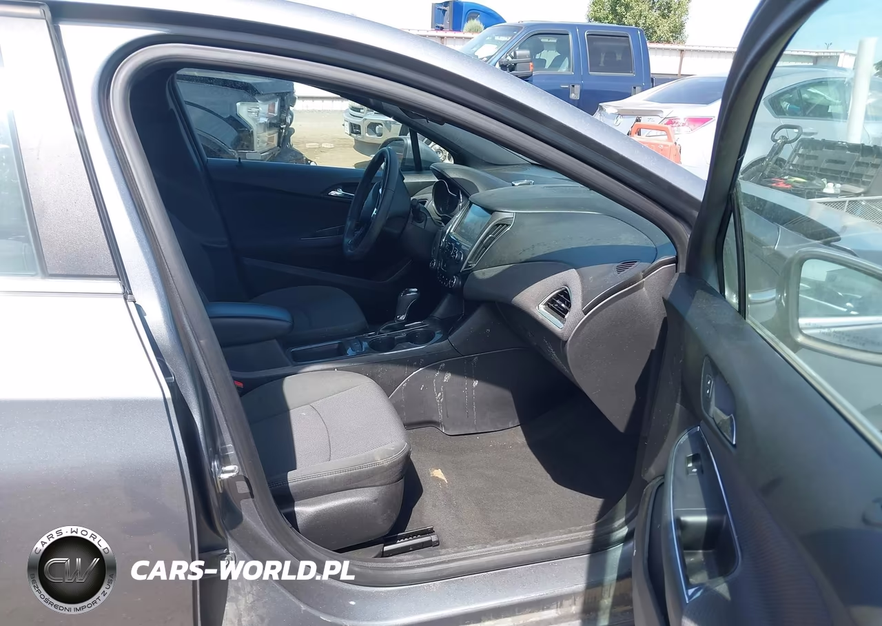 2018 Chevrolet Cruze Lt Auto VIN:1G1BE5SM4J7132039 - 5