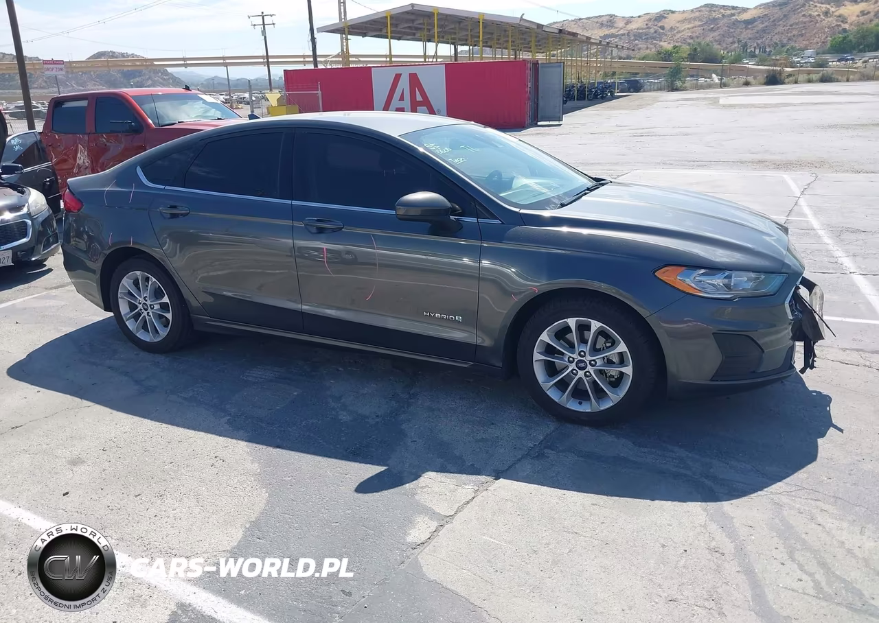 2019 Ford Fusion Hybrid Se VIN:3FA6P0LU7KR268881 - 13