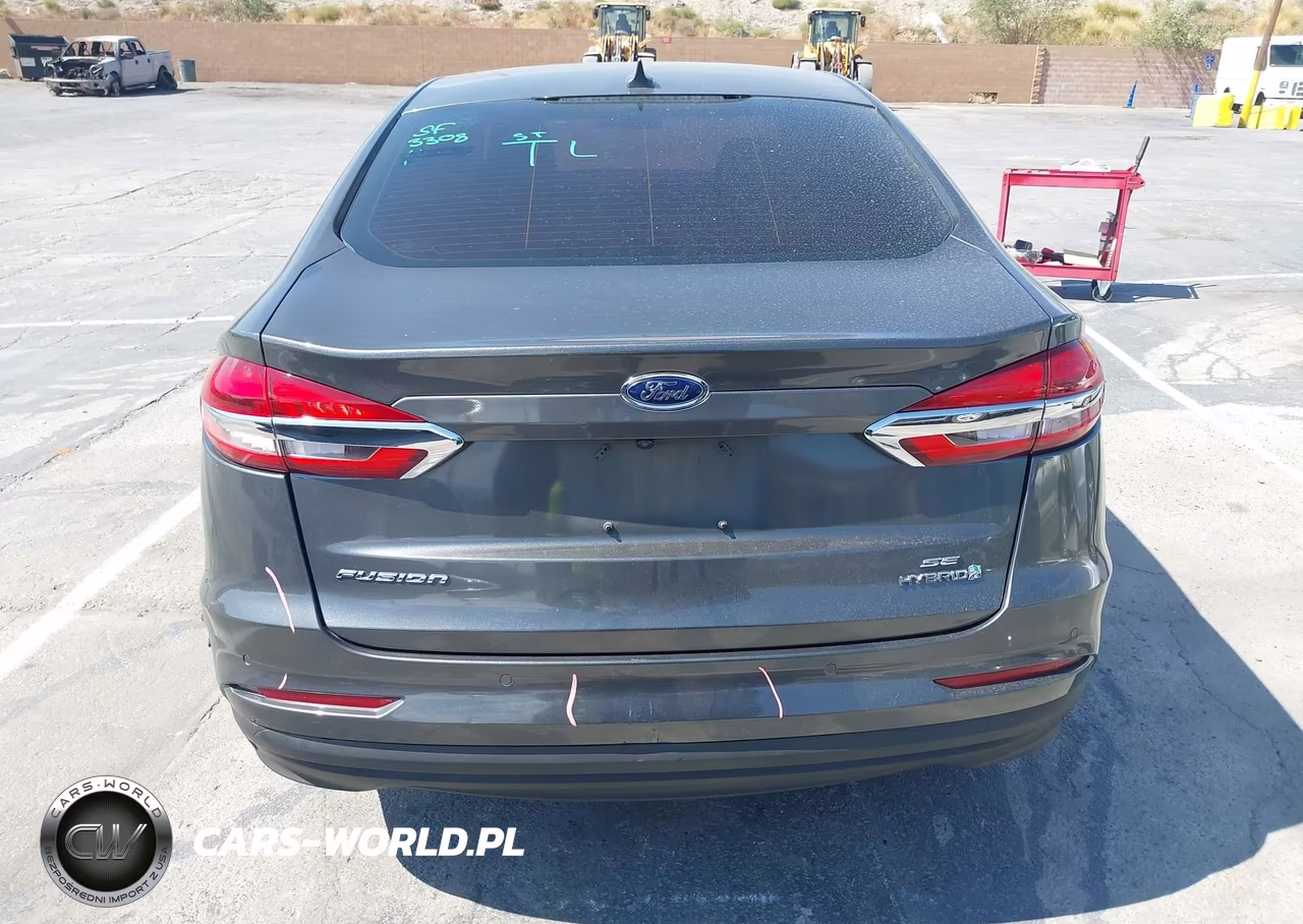 2019 Ford Fusion Hybrid Se VIN:3FA6P0LU7KR268881 - 16