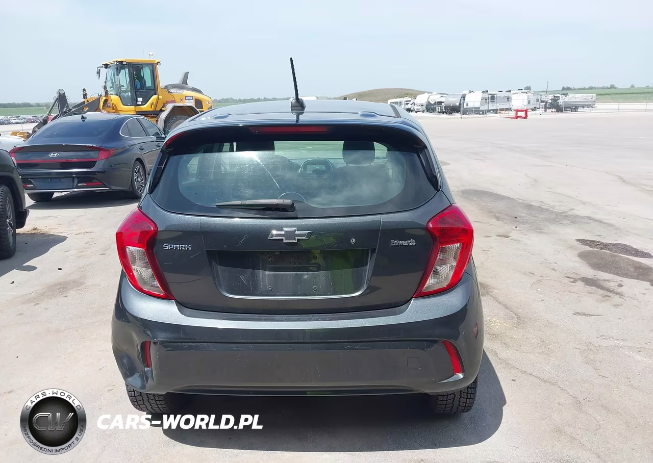 2018 Chevrolet Spark Ls Cvt VIN:KL8CB6SA2JC421470 - 17