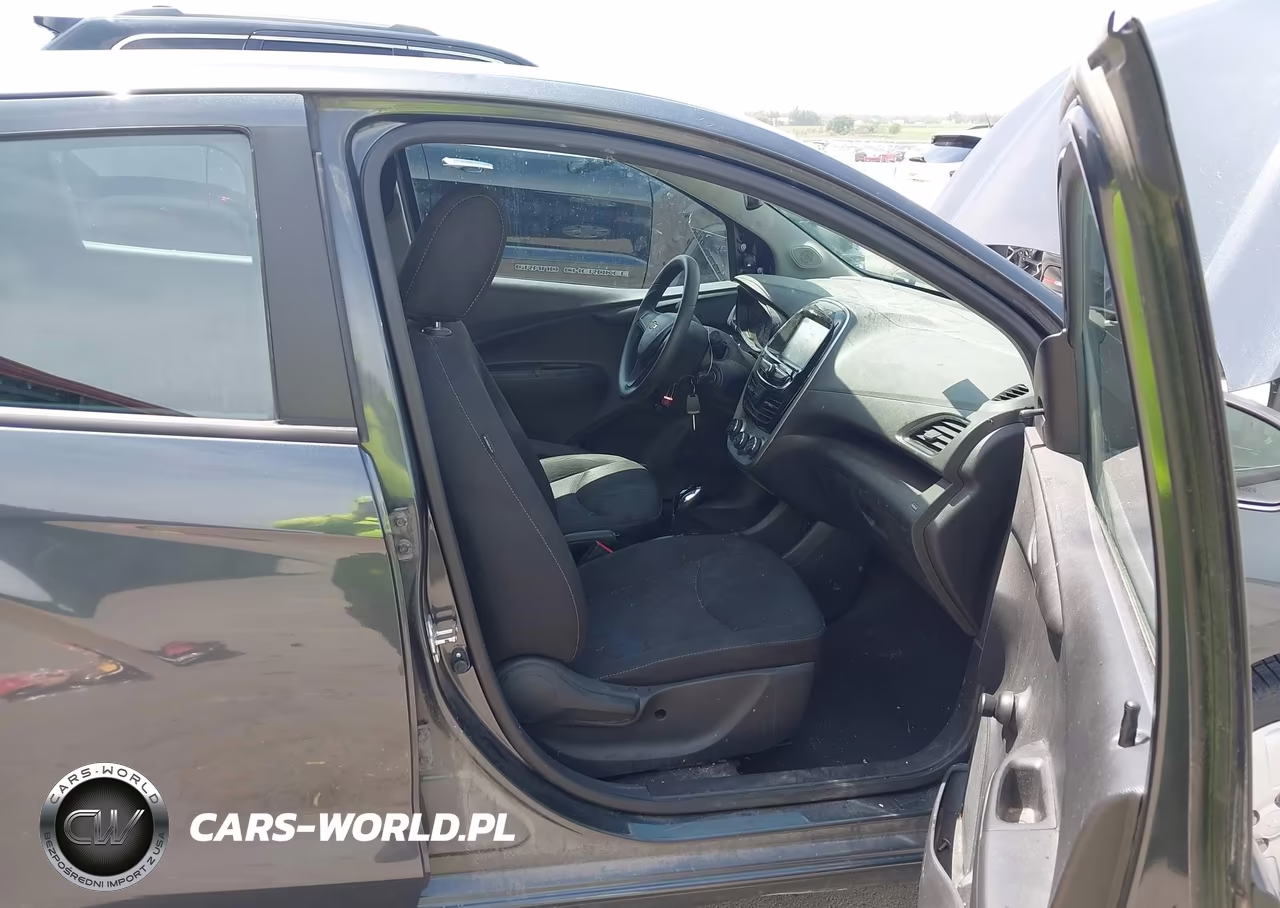 2018 Chevrolet Spark Ls Cvt VIN:KL8CB6SA2JC421470 - 5