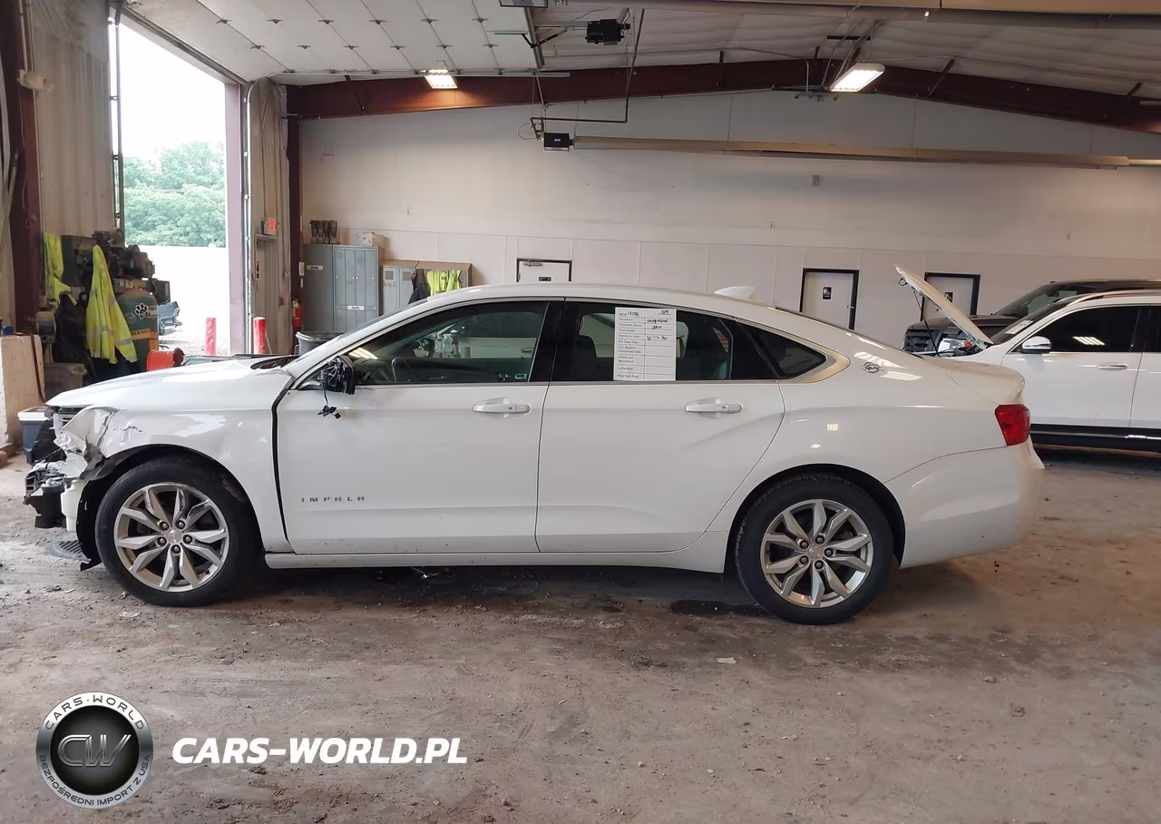 2018 Chevrolet Impala 1Lt VIN:2G1105S38J9128396 - 14