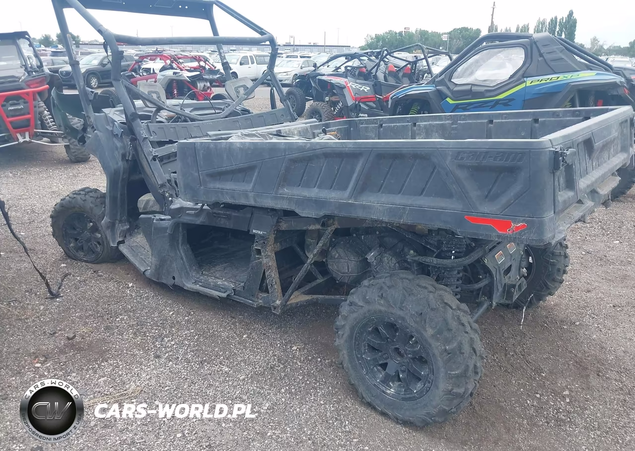 2023 Can-Am Defender Pro Dps Hd10 VIN:3JB7GAX22PK000031 - 3