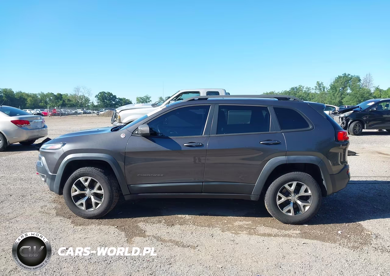 2014 Jeep Cherokee Trailhawk VIN:1C4PJMBS0EW232653 - 15