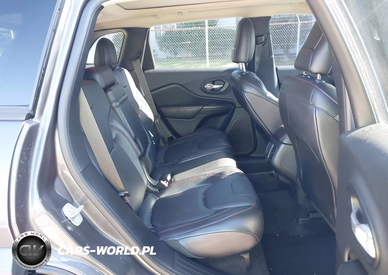 2014 Jeep Cherokee Trailhawk VIN:1C4PJMBS0EW232653 - 8