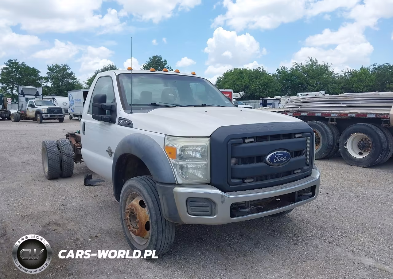 2015 Ford F-550 Chassis Xl-Xlt