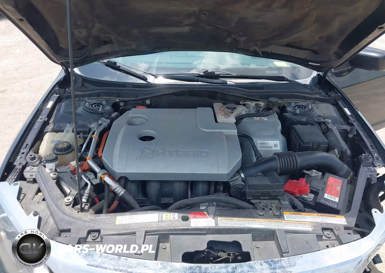 2012 Ford Fusion Hybrid VIN:3FADP0L31CR169585 - 10