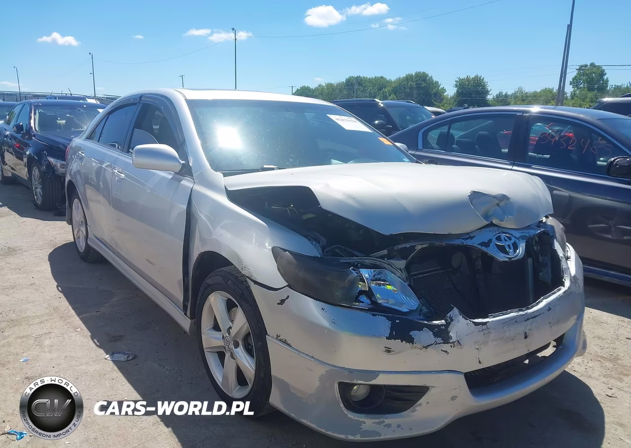 2010 Toyota Camry Se – zdjęcie 1 z 16