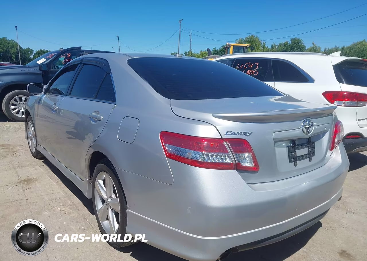 2010 Toyota Camry Se VIN:4T1BF3EK4AU031860 - 3