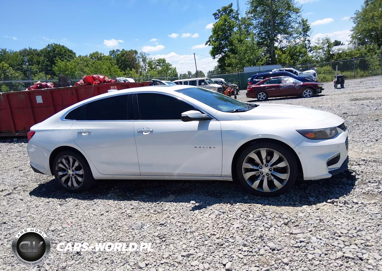 2016 Chevrolet Malibu Premier VIN:1G1ZH5SX1GF300007 - 13