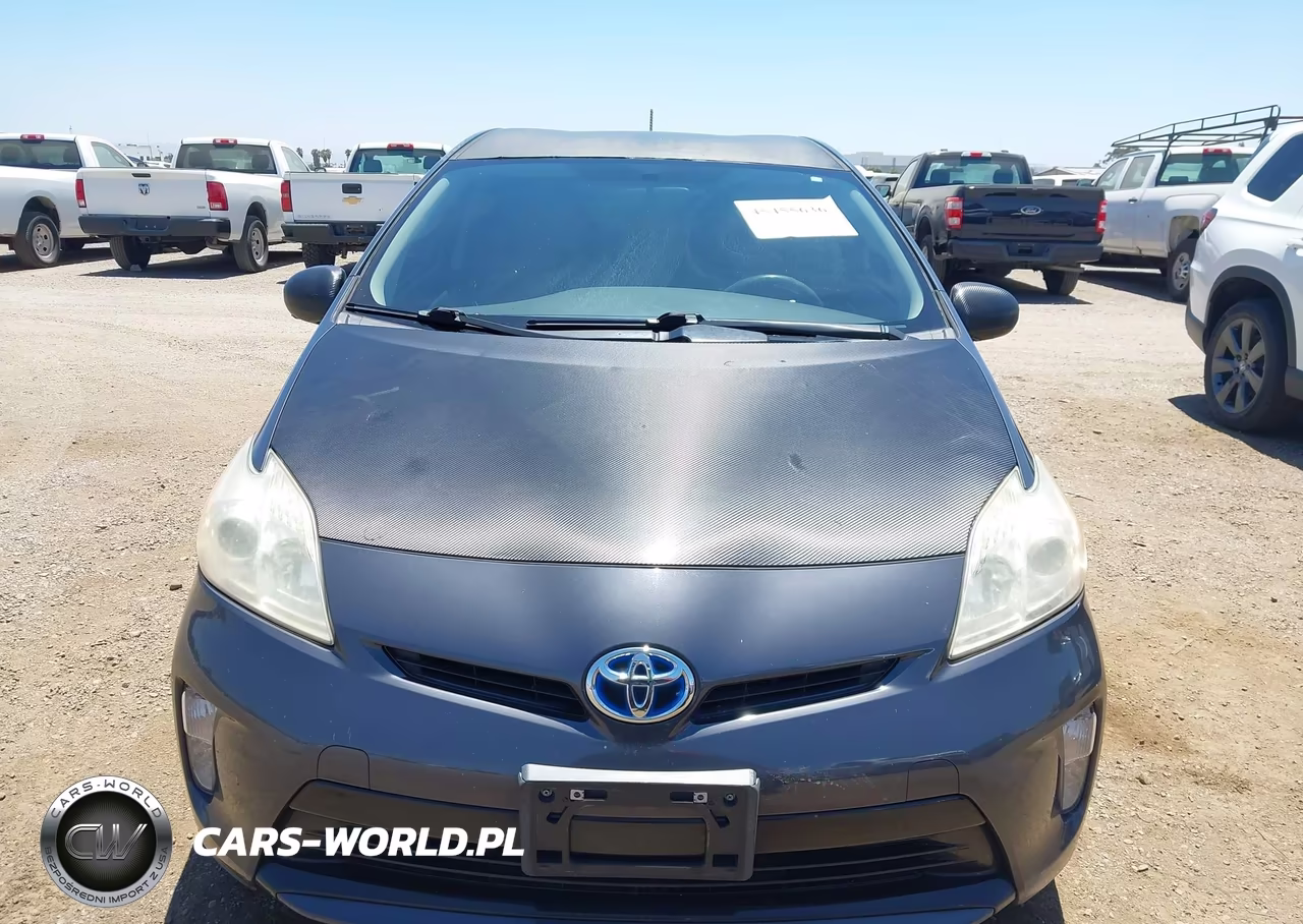 2014 Toyota Prius Three VIN:JTDKN3DUXE1760334 - 12