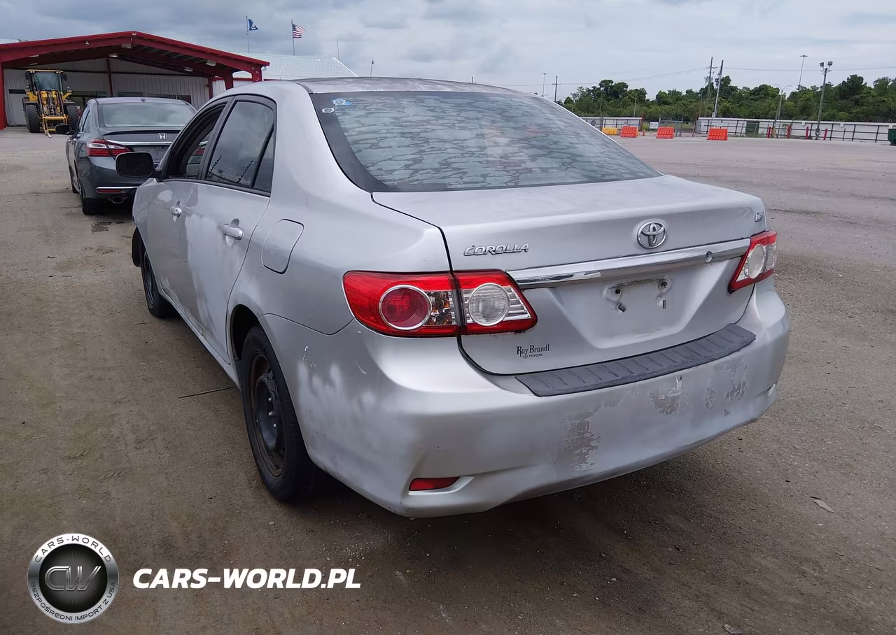 2012 Toyota Corolla Le VIN:5YFBU4EE5CP065221 - 3