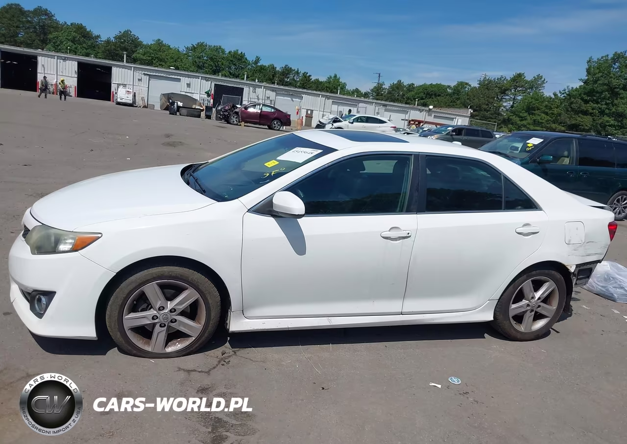 2013 Toyota Camry Se VIN:4T1BF1FK5DU707028 - 15
