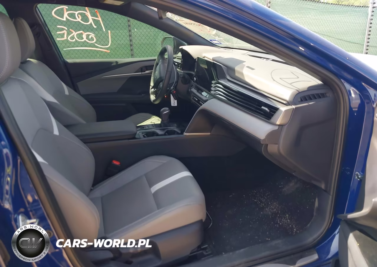 2026 Toyota Camry Se VIN:4T1DAACK6TU214209 - 5