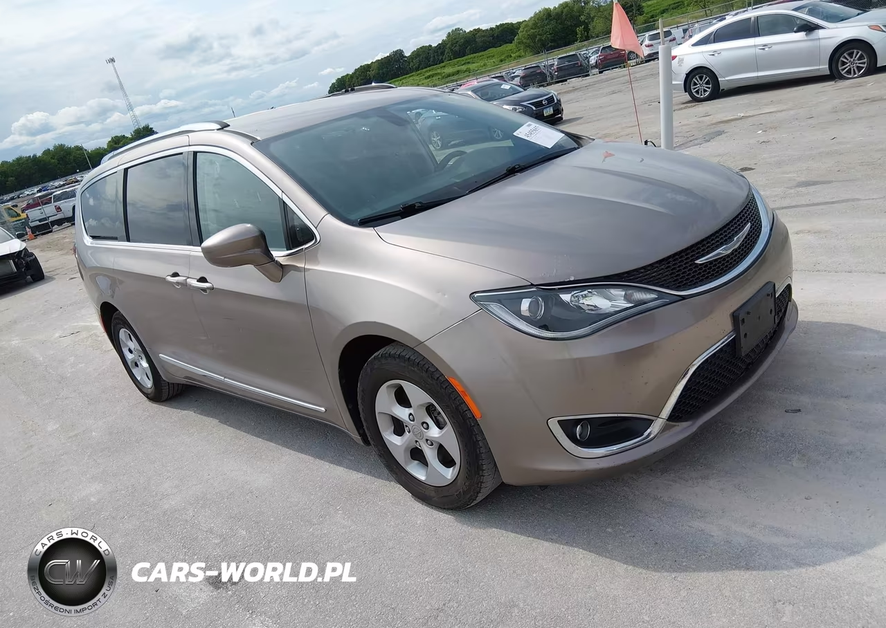 2017 Chrysler Pacifica Touring-L Plus – zdjęcie 1 z 21