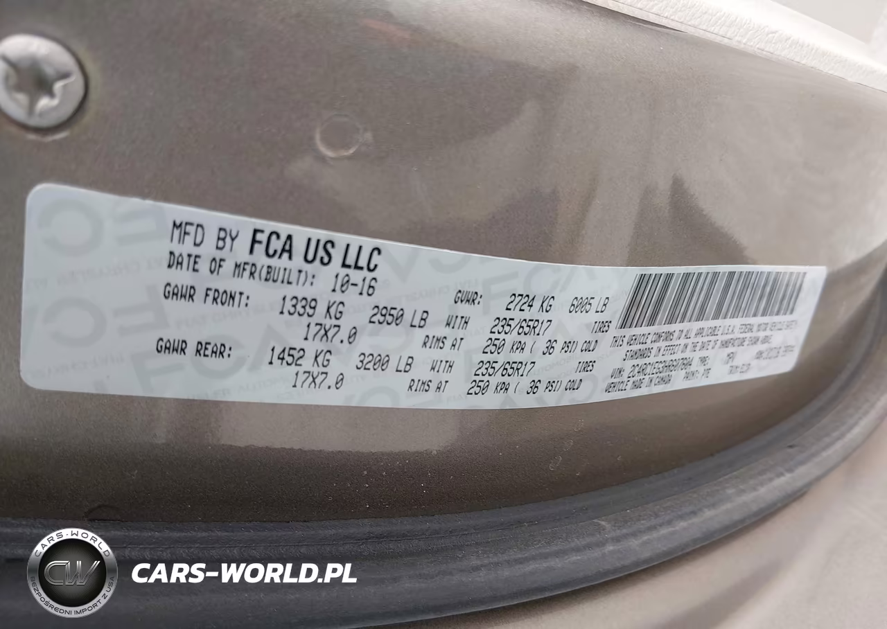 2017 Chrysler Pacifica Touring-L Plus VIN:2C4RC1EG3HR607604 - 9