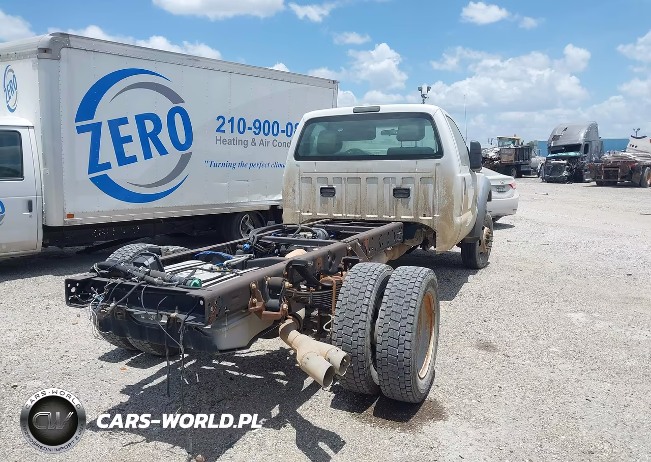 2015 Ford F-550 Chassis Xl-Xlt VIN:1FDUF5GT6FEB71923 - 14