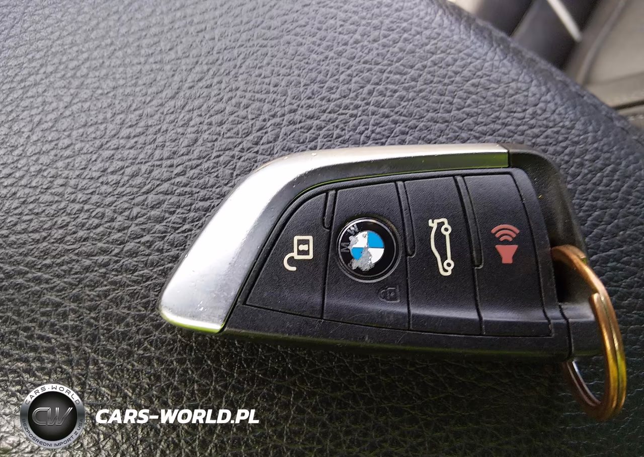 2016 BMW X1 xDrive28I VIN:WBXHT3C31GP883323 - 11