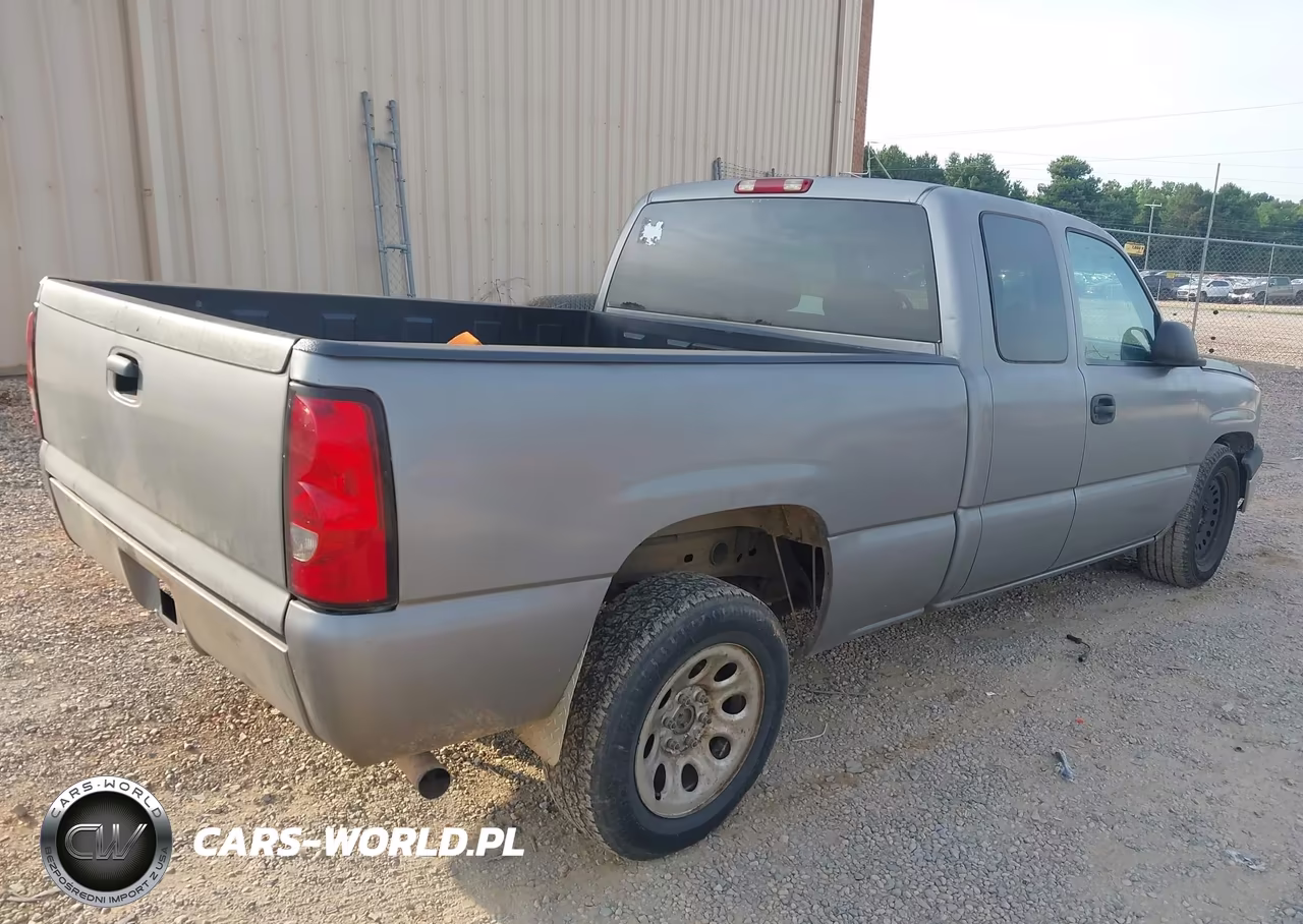 2007 Chevrolet Silverado 1500 Classic Work Truck VIN:1GCEC19V27Z190813 - 4