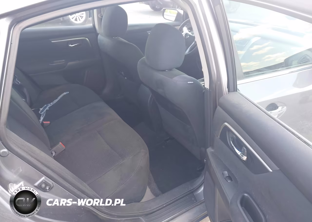 2015 Nissan Altima 2.5 S VIN:1N4AL3AP1FC165447 - 8