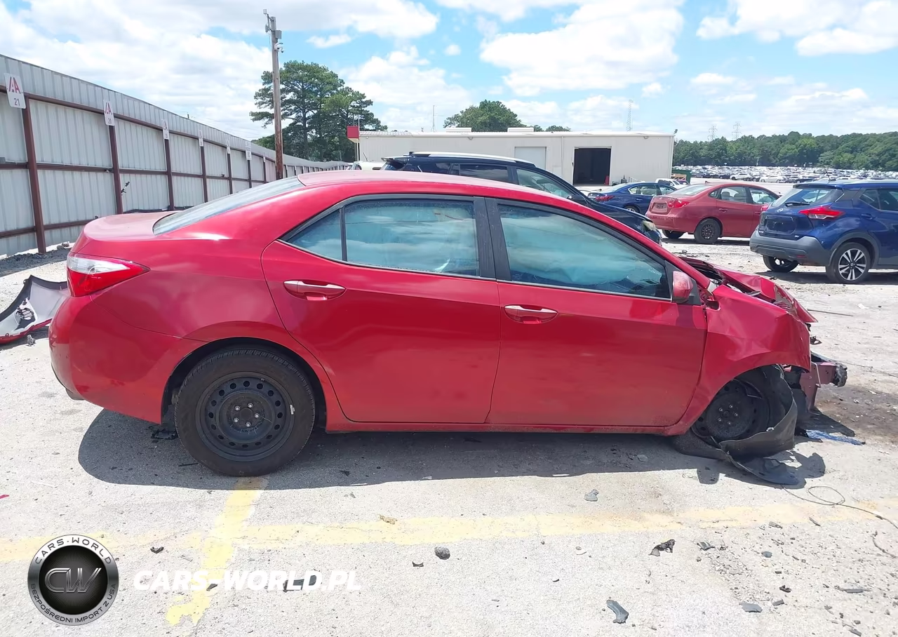 2015 Toyota Corolla Le VIN:5YFBURHE6FP266283 - 13