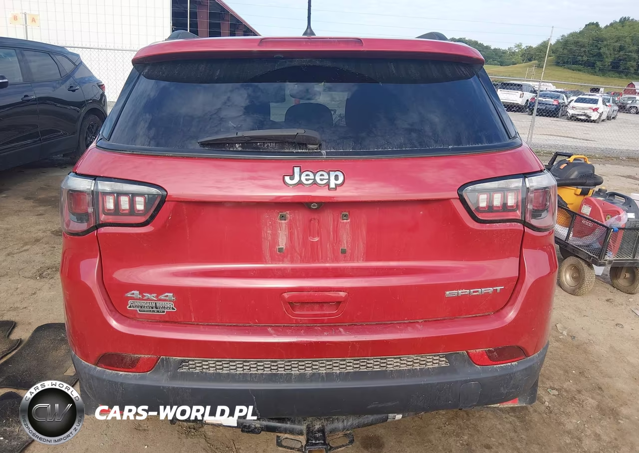 2018 Jeep Compass Sport 4X4 VIN:3C4NJDAB3JT112628 - 17