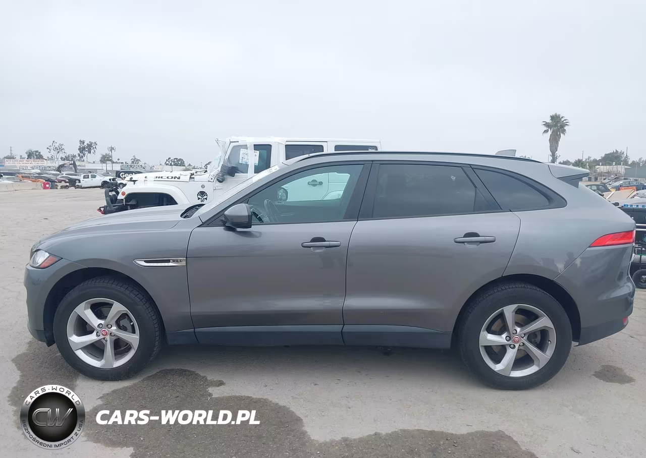2017 Jaguar F-Pace 20D Premium VIN:SADCJ2BN2HA095637 - 14