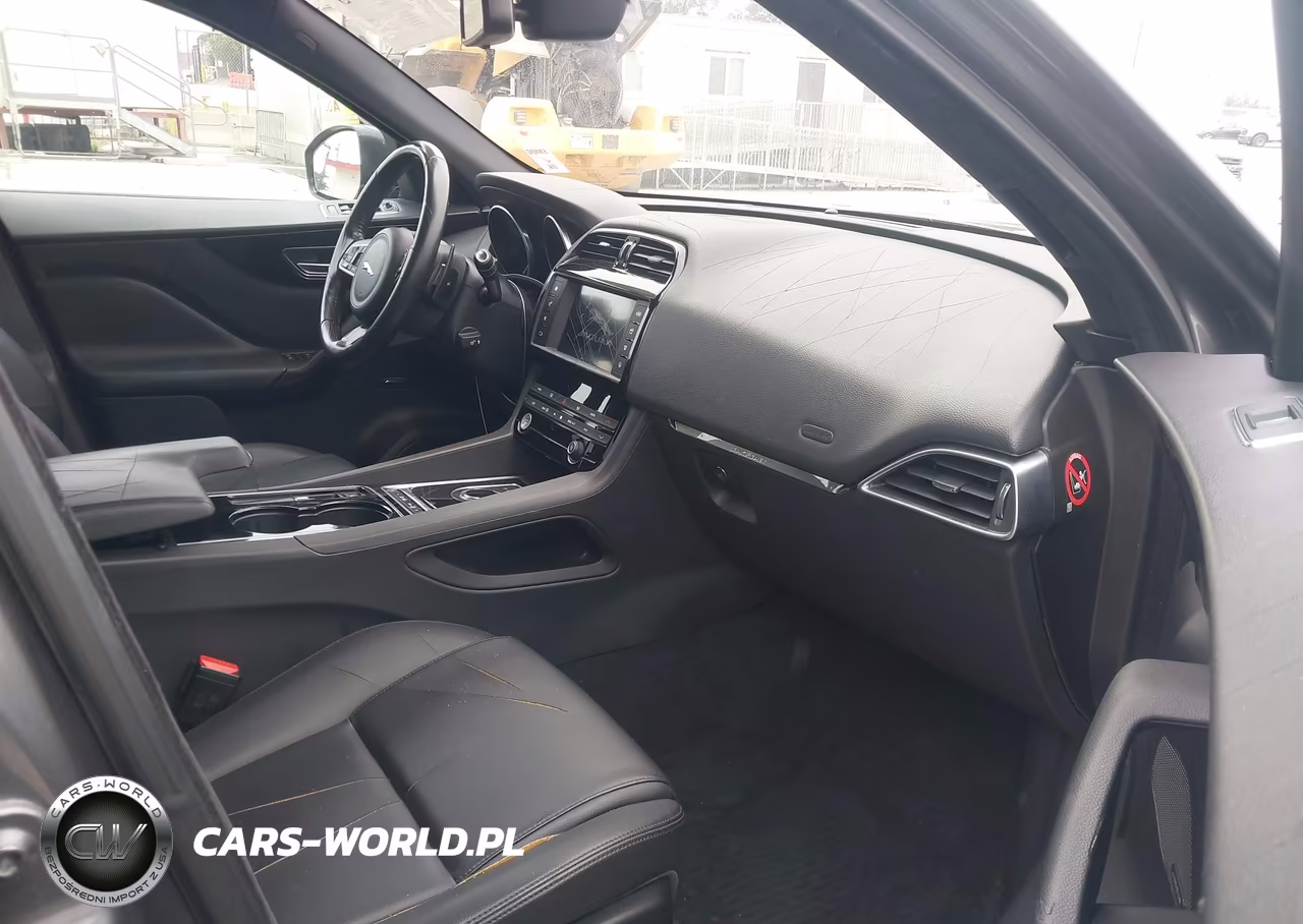 2017 Jaguar F-Pace 20D Premium VIN:SADCJ2BN2HA095637 - 5