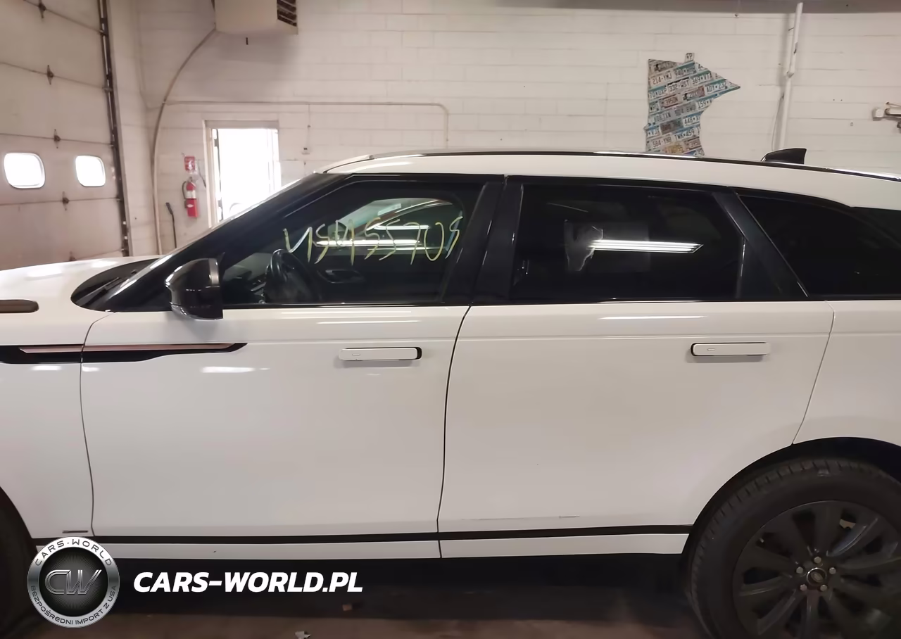 2018 Land Rover Range Rover Velar P250 Se R-Dynamic VIN:SALYL2RX9JA710668 - 14