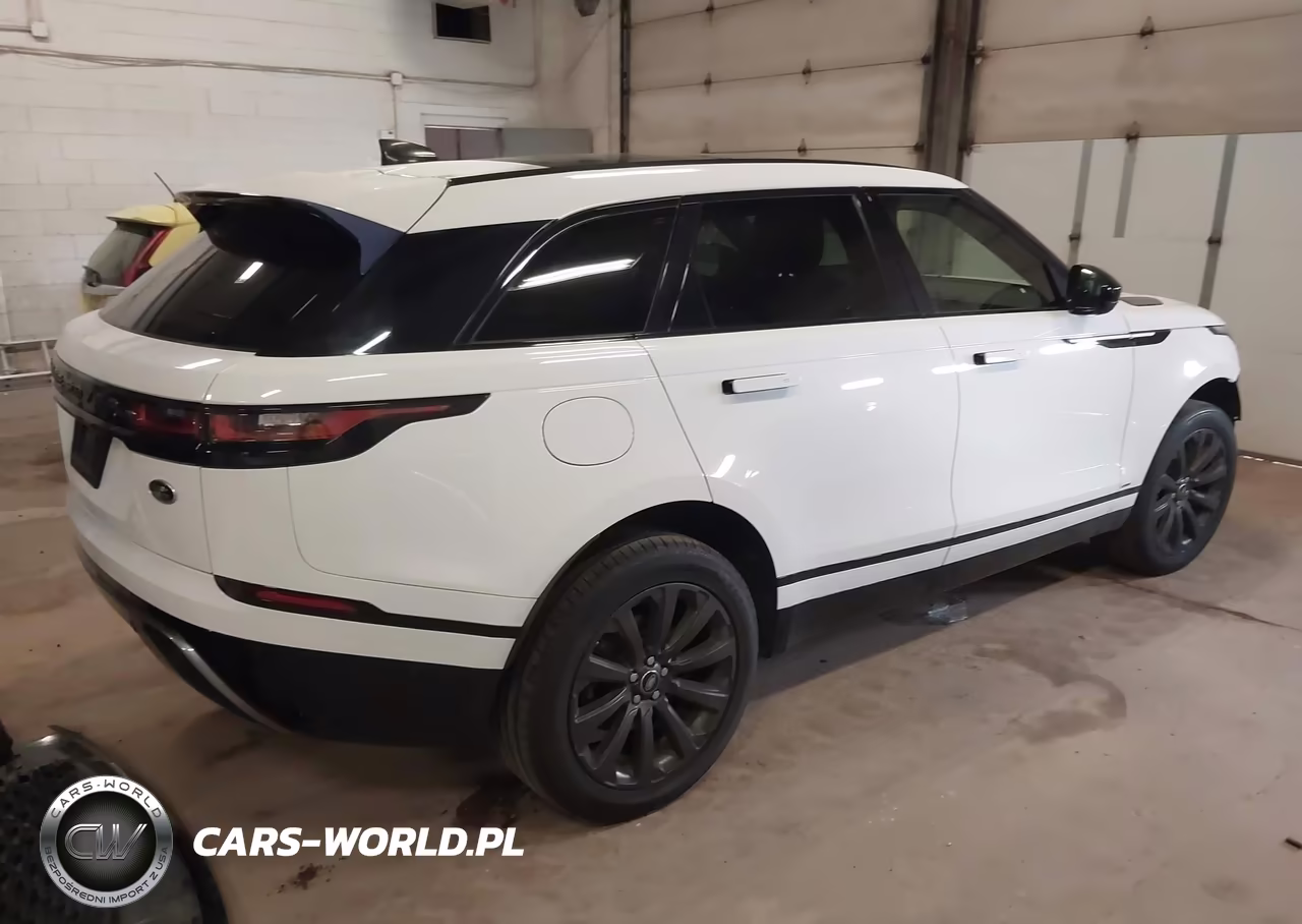 2018 Land Rover Range Rover Velar P250 Se R-Dynamic VIN:SALYL2RX9JA710668 - 4